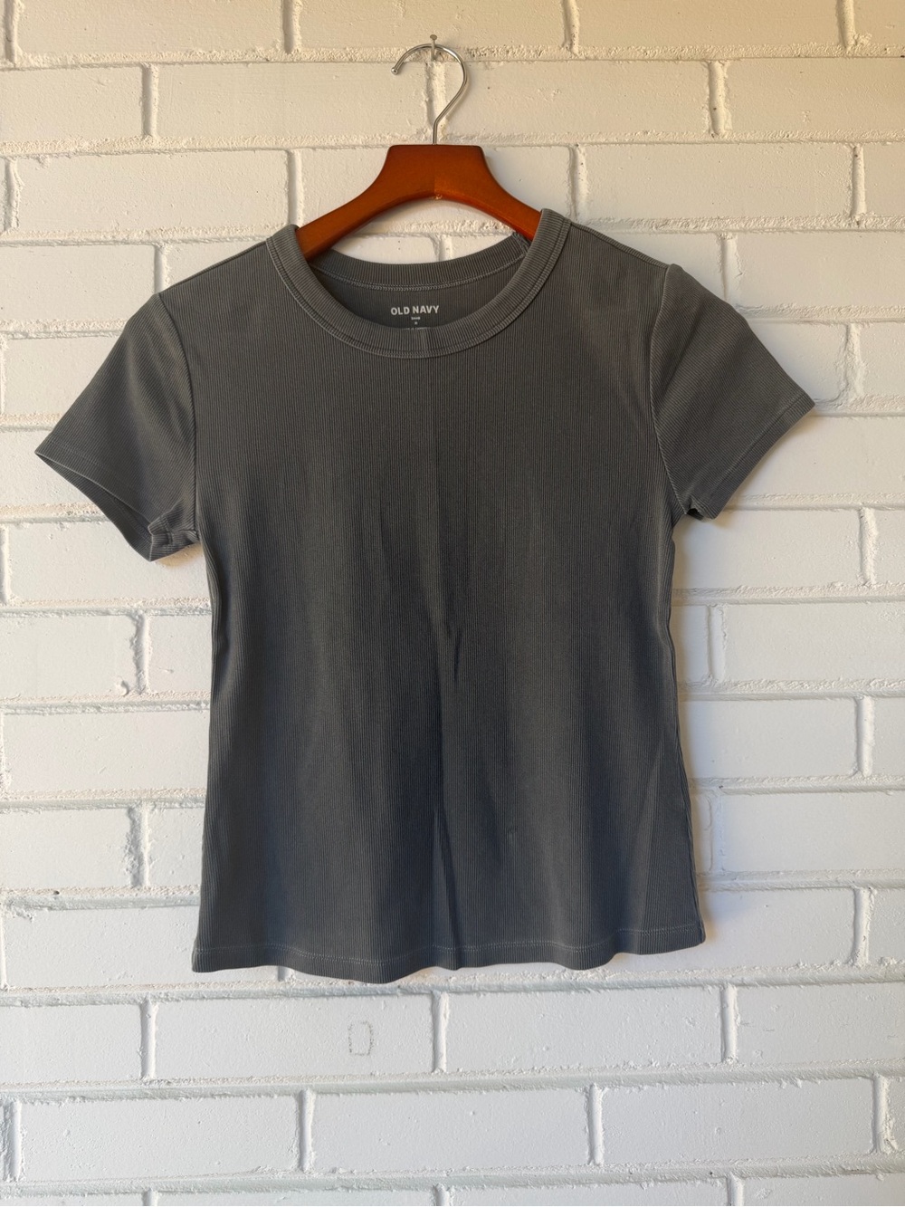 Old Navy Charcoal Crewneck Short Sleeve Tee